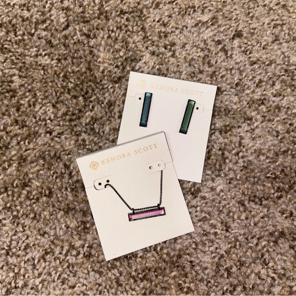 Kendra Scott Dichoric Glass & Gunmetal Bar Necklace Set